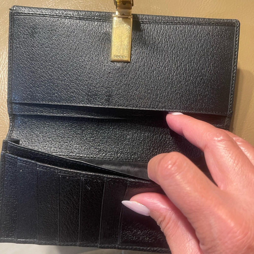 Gucci Black Leather Card Holder with Gold Clasp - Picture 6 of 11